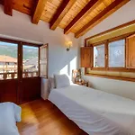 Landhaus Cuesta Del Reloj Piedralaves